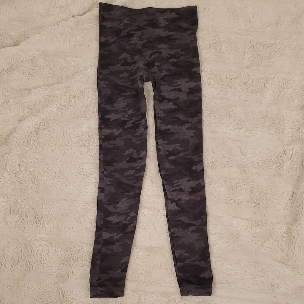Spanx Camo Print Tights Leggings XS - Picture 1 of 11